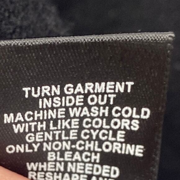 Torrid Knit Leopard Graphic Hooded Sweater Intarsia Knit Black White Womens 1X - Picture 8 of 8